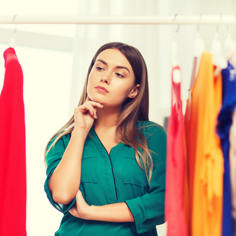 Construindo um Guarda-roupa Versátil para a Jovem Profissional